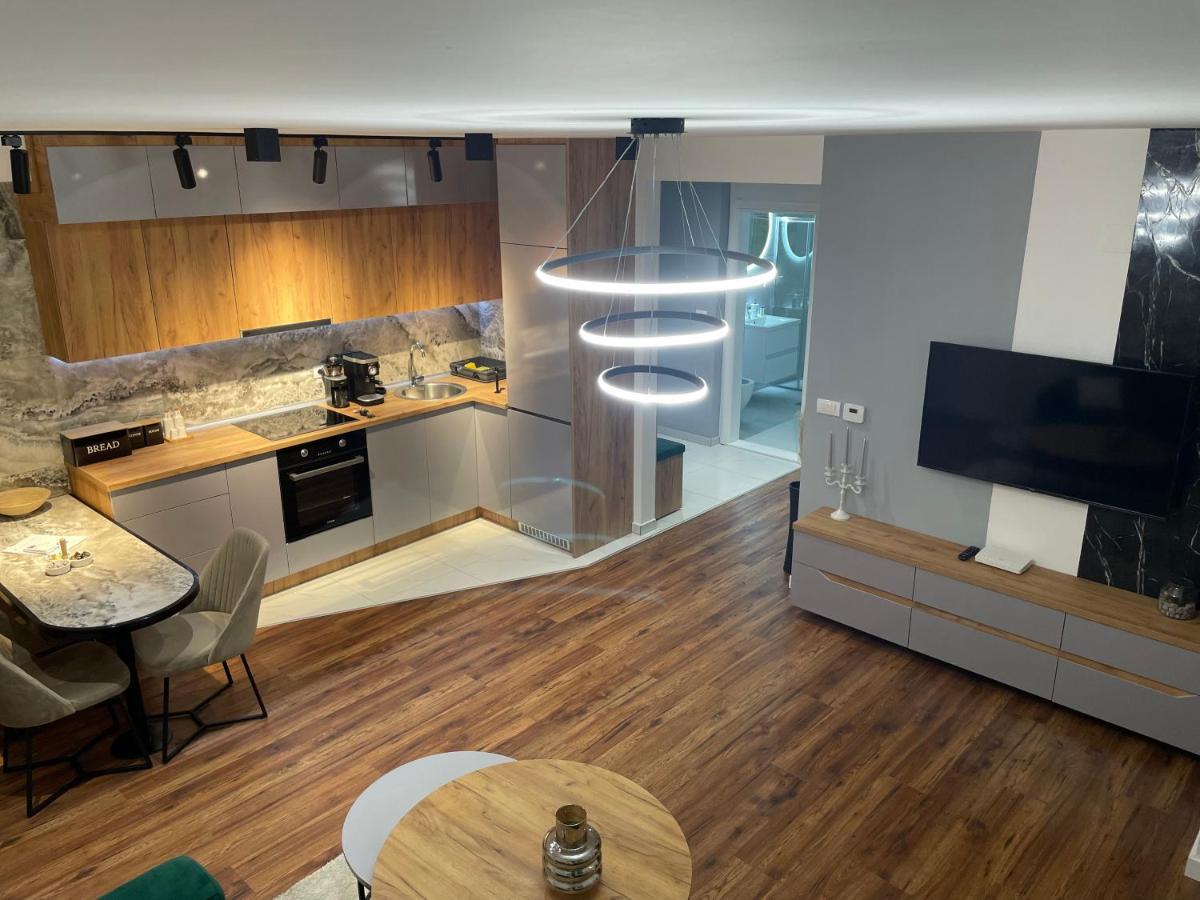 Delux Apartman President Centar บริชโก ภายนอก รูปภาพ