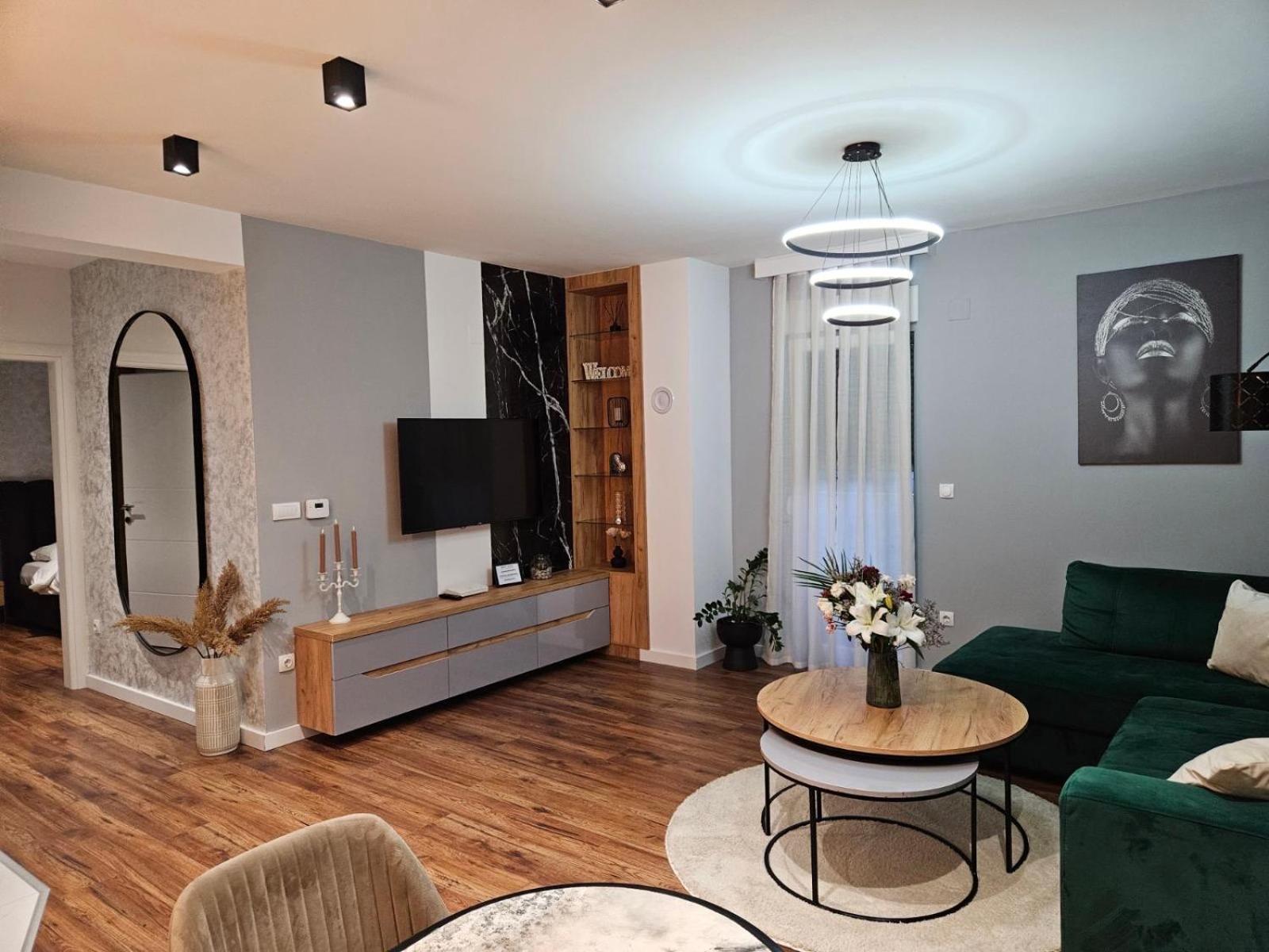 Delux Apartman President Centar บริชโก ภายนอก รูปภาพ